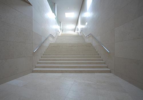 Treppe 6 - Naturstein